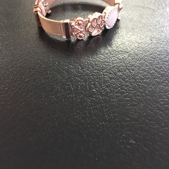 New stainless steel bracelet - Picture 2 of 6